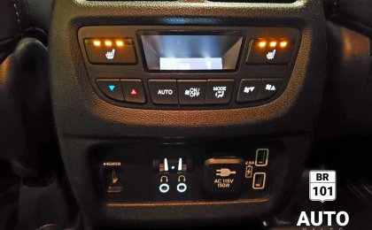 Honda Pilot Touring 8 seats
