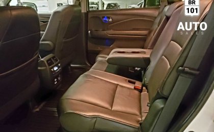 Honda Pilot Touring 8 seats
