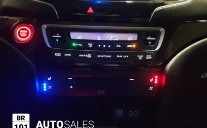 Honda Pilot Touring 8 seats