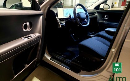 Hyundai Ioniq 5 Preferred, one owner, local, no accidents, low milieage, MANUFACTORY WARRANTY!!