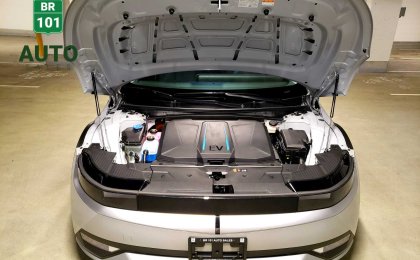 Hyundai Ioniq 5 Preferred, one owner, local, no accidents, low milieage, MANUFACTORY WARRANTY!!