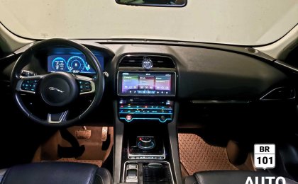 Jaguar F-Pace 25T Prestige