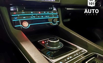 Jaguar F-Pace 25T Prestige