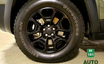Jeep Cherokee Trailhalk