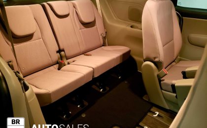 Kia Sedona LX 3.3 V6 8 Seats