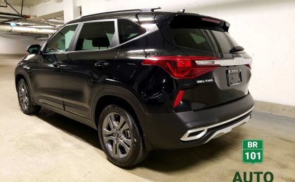 Kia Seltos EX AWD, 5k km only, Manufacturer warranty!!