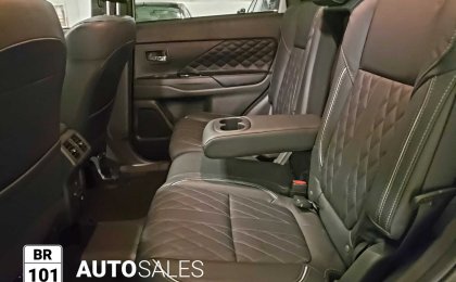 Mitsubishi Outlander PHEV Black Edition