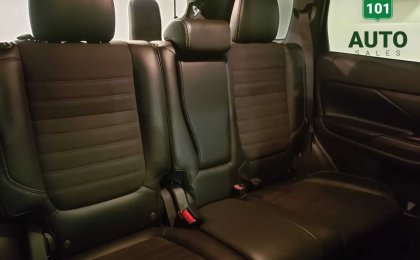 Mitsubishi Outlander SE Black Edition 7 Seats