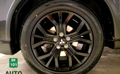 Mitsubishi Outlander SE Black Edition 7 Seats