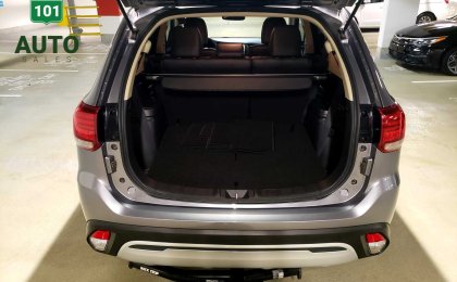 Mitsubishi Outlander SEL AWD 7 Seats