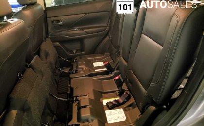 Mitsubishi Outlander SEL AWD 7 Seats