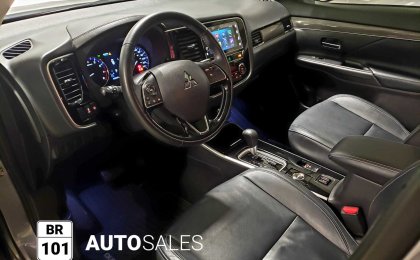 Mitsubishi Outlander SEL AWD 7 Seats