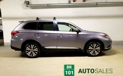 Mitsubishi Outlander SEL AWD 7 Seats