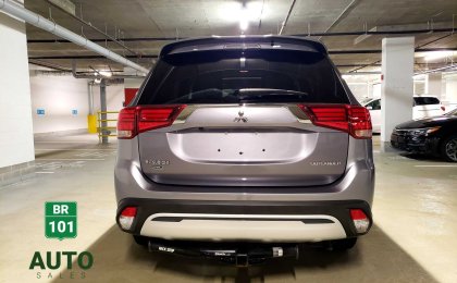 Mitsubishi Outlander SEL AWD 7 Seats