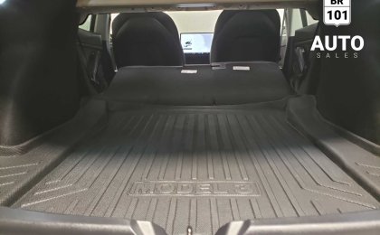 Tesla Tesla Model 3
