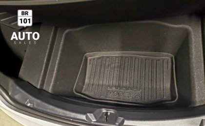 Tesla Tesla Model 3