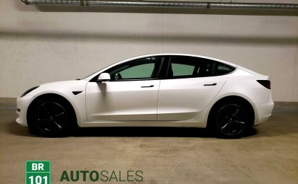 Tesla Tesla Model 3
