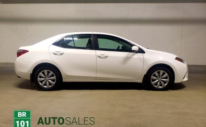 Toyota Corolla LE