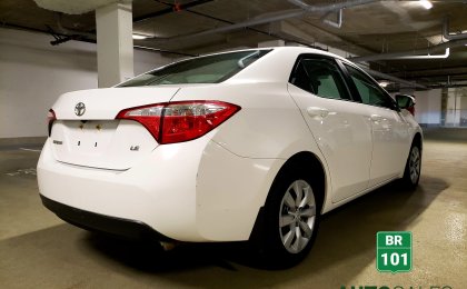 Toyota Corolla LE