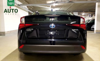 Toyota Prius AWD-e