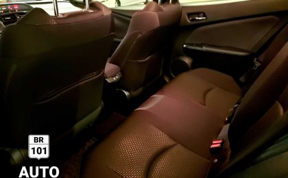 Toyota Prius AWD-e