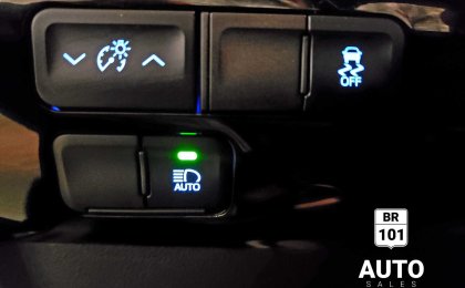 Toyota Prius AWD-e