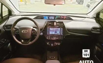 Toyota Prius AWD-e