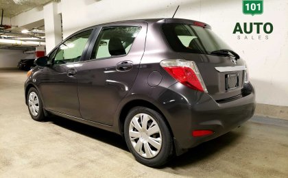Toyota Yaris LE, no accidents, FREE WARRANTY!!
