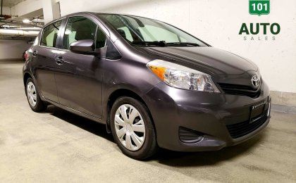 Toyota Yaris LE, no accidents, FREE WARRANTY!!