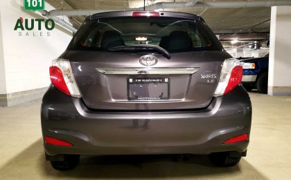 Toyota Yaris LE, no accidents, FREE WARRANTY!!