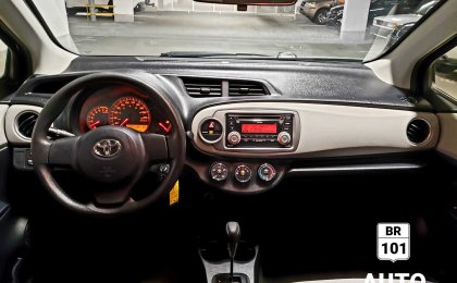 Toyota Yaris LE, no accidents, FREE WARRANTY!!