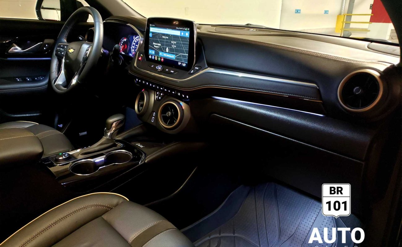 BR101_chevrolet_blazer_premier_2023_657d076918aa2_391120.jpg