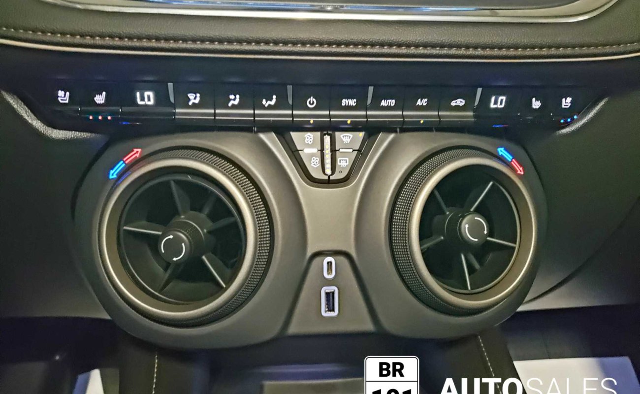 BR101_chevrolet_blazer_premier_2023_657d076918ac7_391120.jpg