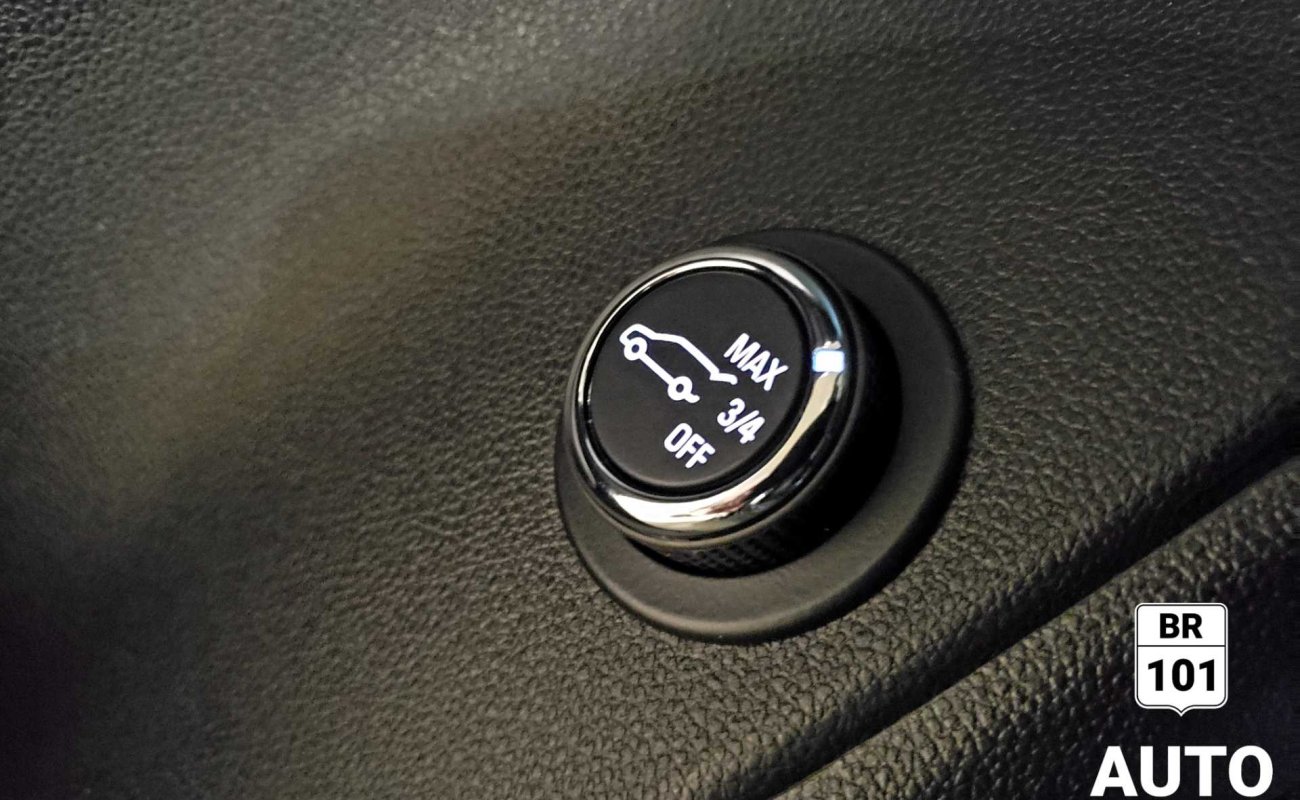BR101_chevrolet_blazer_premier_2023_657d076918ae1_391120.jpg
