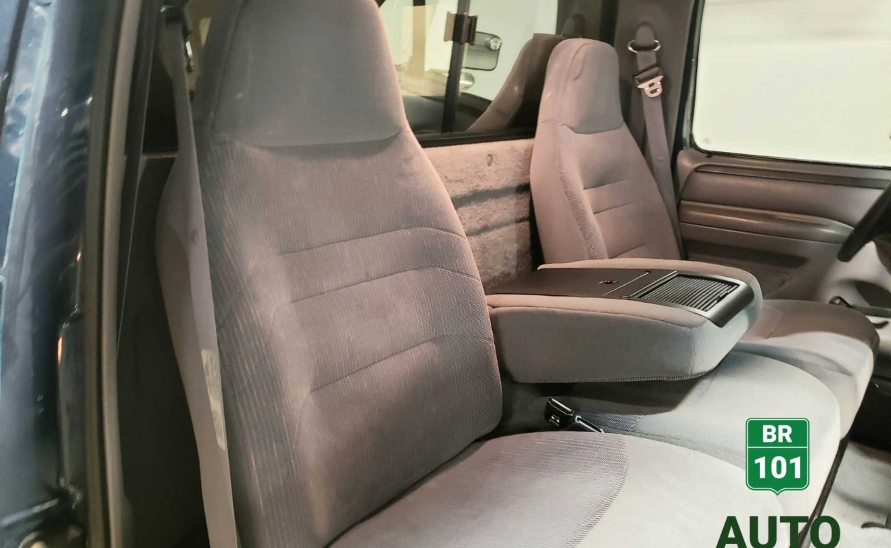 BR101_ford_f250__immaculate_condition__50k_km_only_1996_674e4b783b447_983825.jpg