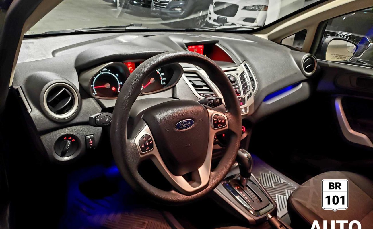 BR101_ford_fiesta_se_hb_2011_673253ce79d3d_113179.jpg