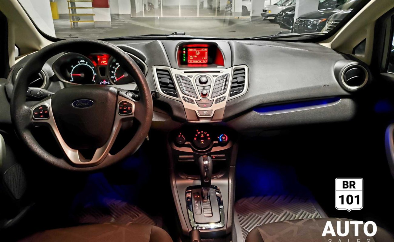 BR101_ford_fiesta_se_hb_2011_673253ce79d41_113179.jpg