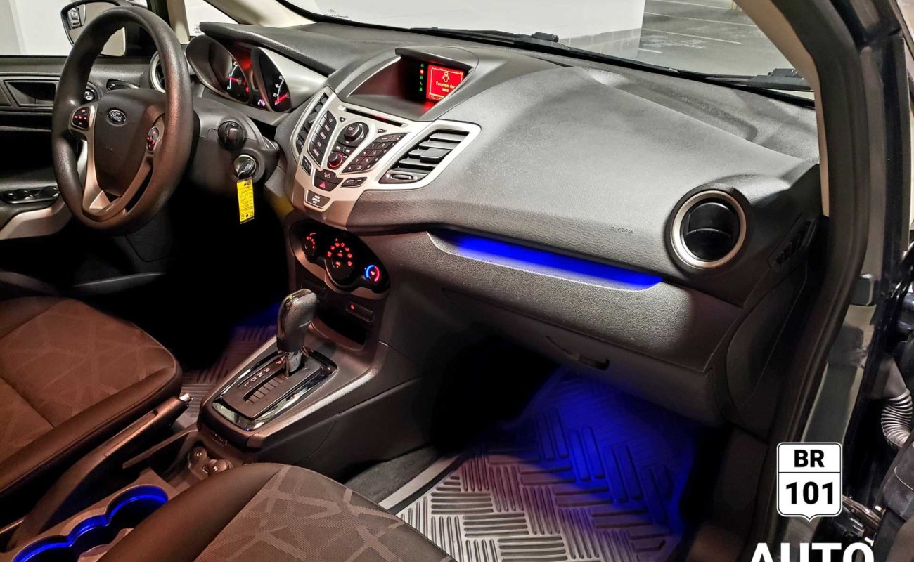 BR101_ford_fiesta_se_hb_2011_673253ce79d45_113179.jpg