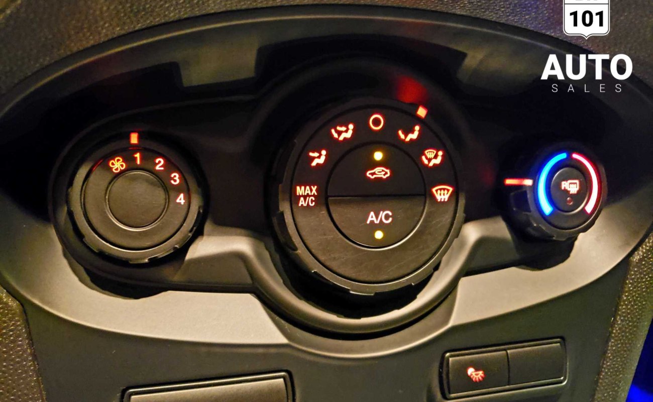 BR101_ford_fiesta_se_hb_2011_673253ce79d56_113179.jpg