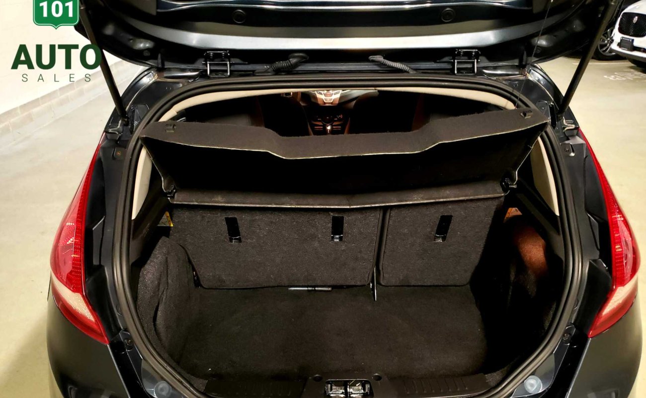 BR101_ford_fiesta_se_hb_2011_673253ce79d79_113179.jpg