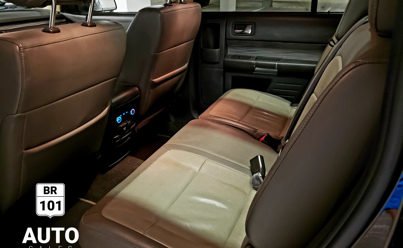 BR101_ford_flex_limited_awd_2017_648176873873c_8540.jpg