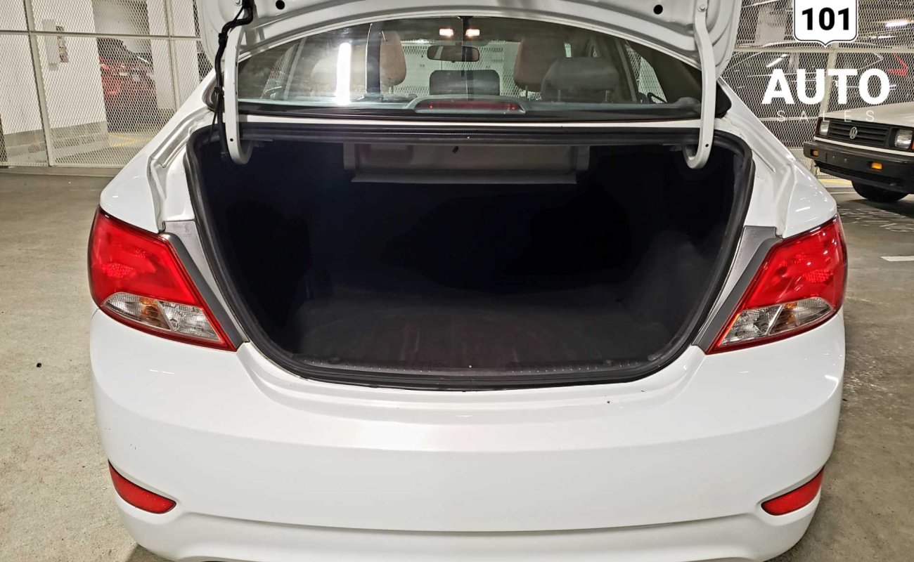 BR101_hyundai_accent_gls_3_months_3k_km_free_warranty_2015_66035aaf935b1_788967.jpg
