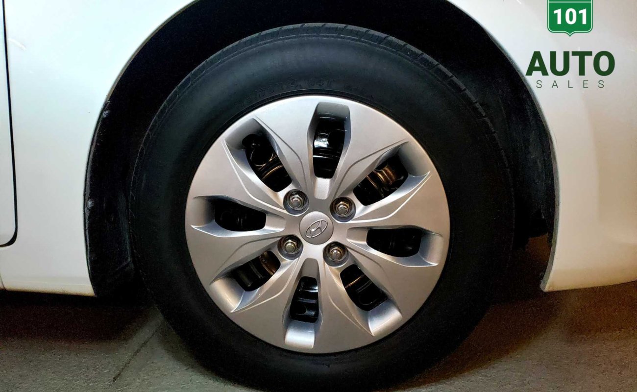 BR101_hyundai_accent_gls_3_months_3k_km_free_warranty_2015_66035aaf935b6_788967.jpg