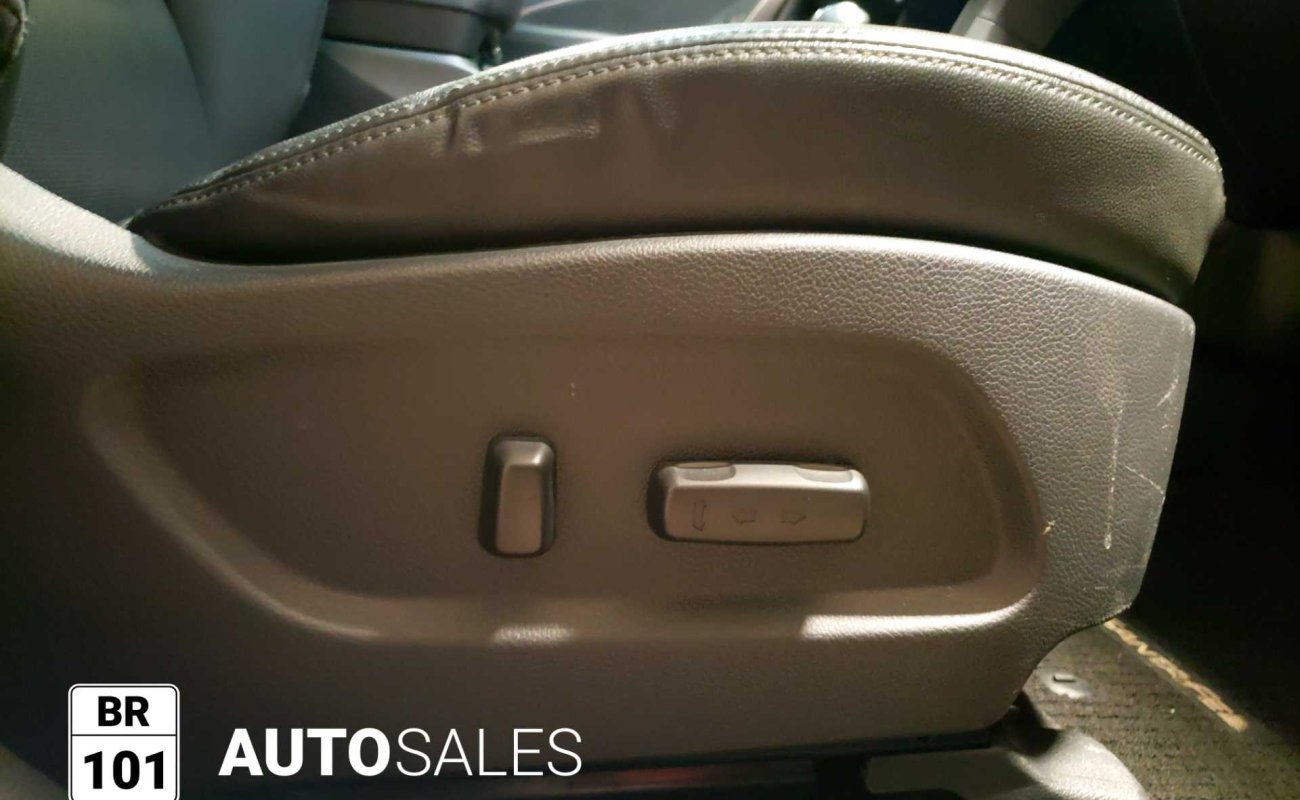 BR101_hyundai_santa_fe_xl_limited_2018_647ea4175c11d_800888.jpg