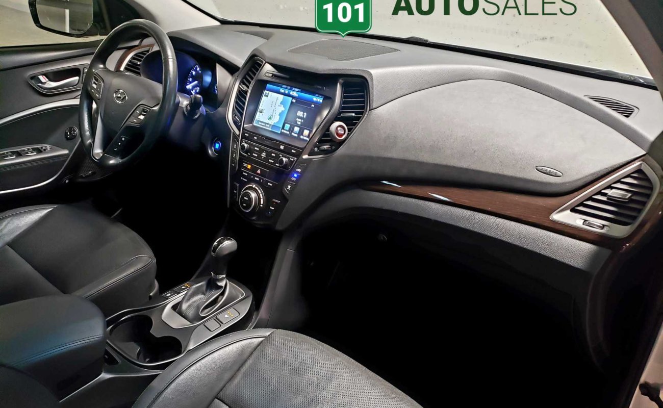 BR101_hyundai_santa_fe_xl_limited_2018_647ea4175c11f_800888.jpg
