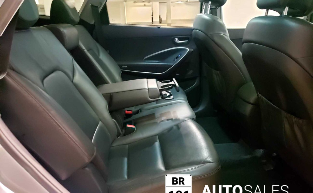 BR101_hyundai_santa_fe_xl_limited_2018_647ea4175c121_800888.jpg