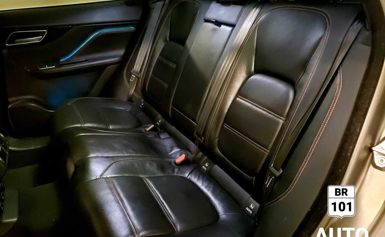 BR101_jaguar_f_pace_25t_prestige_1_year_free_warranty_2018_6713075398380_237912.jpg