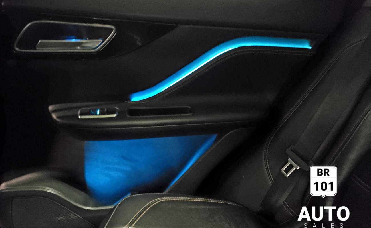 BR101_jaguar_f_pace_25t_prestige_1_year_free_warranty_2018_6713075398387_237912.jpg