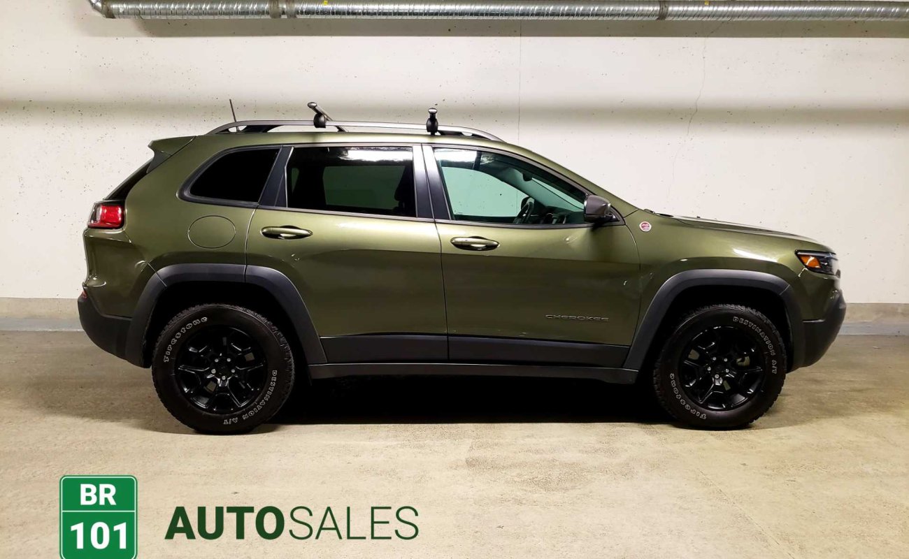 BR101_jeep_cherokee_trailhalk_2019_6553e6ca8cc39_498285.jpg