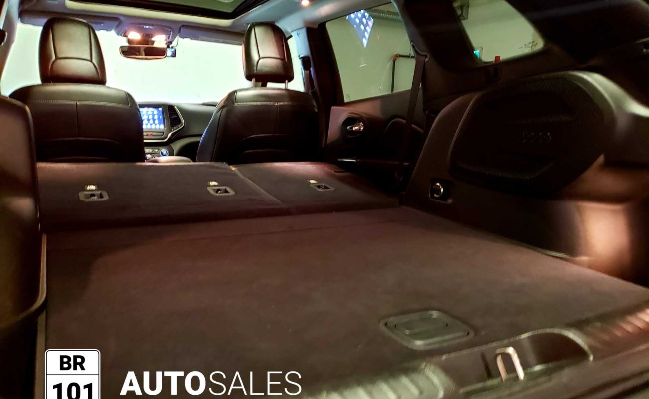 BR101_jeep_cherokee_trailhalk_2019_6553e6ca8cc6f_498285.jpg